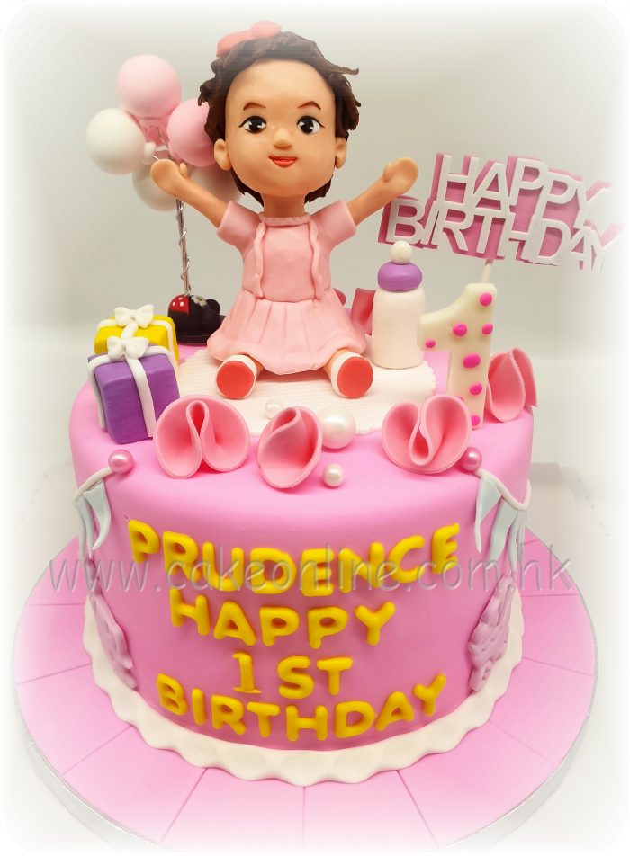 Baby Girl 1st Birthday cake 粉紅女孩立體蛋糕